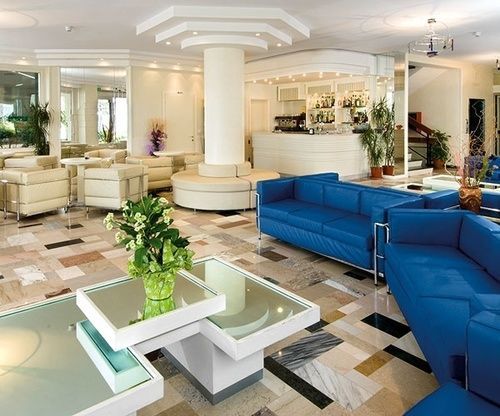 Hotel Prestige 카톨리카 외부 사진